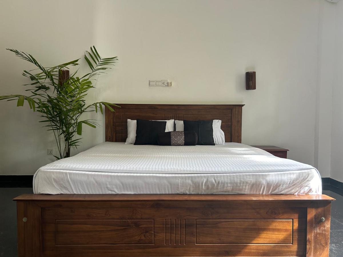 Why Not Mansion Ostello Habaraduwa Central Esterno foto