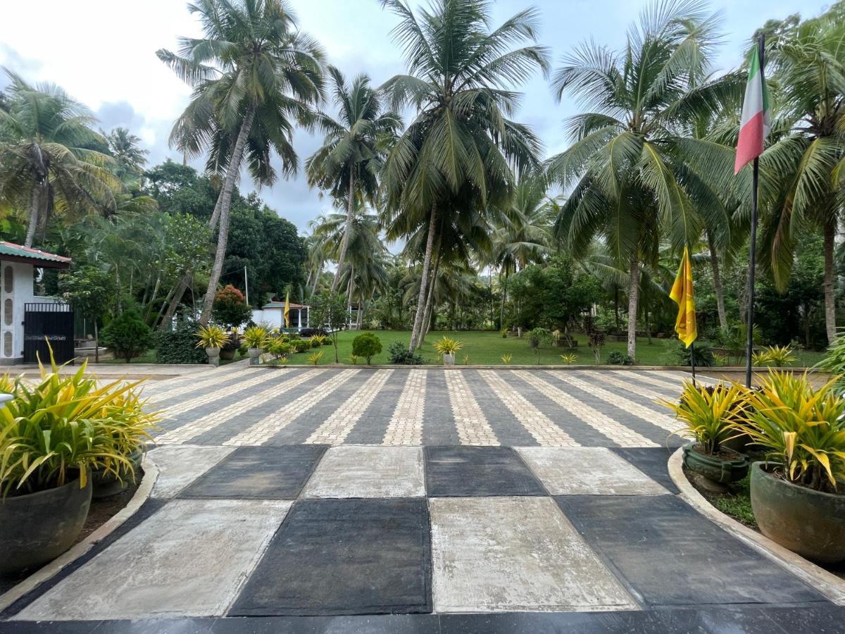 Why Not Mansion Ostello Habaraduwa Central Esterno foto